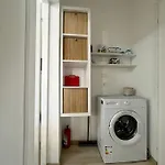 Modern Apartment In Central Area